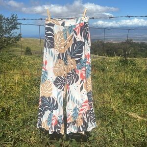 Saltwater Luxe tropical Beach Coastal Cropped Pants  XS